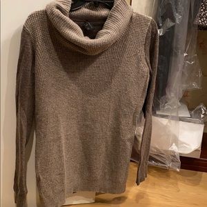 Theory turtleneck cashmere tunic size small